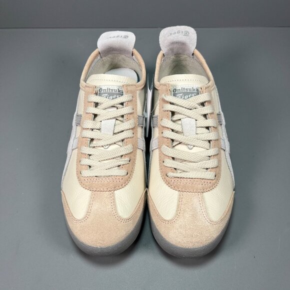 Asics shoes - Picture 4 of 8